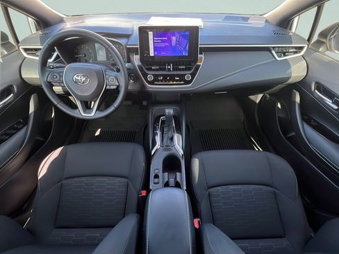Used 2025 Toyota Corolla SE FWD image 11