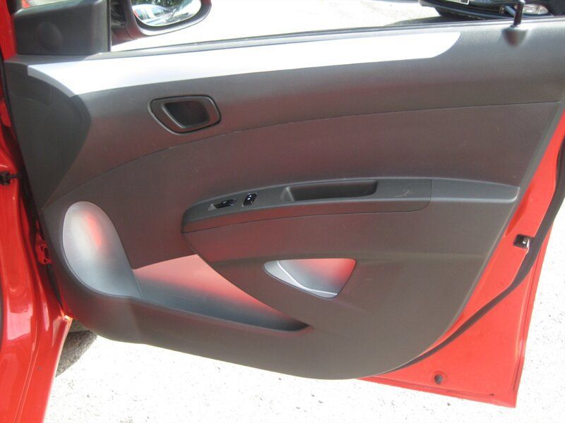 Used 2014 Chevrolet Spark LT FWD image 25