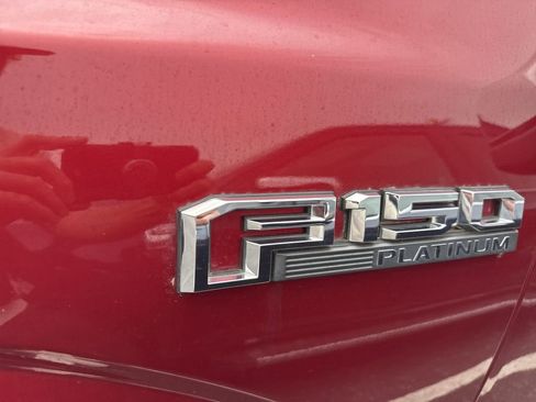 Used 2017 Ford F150 Platinum w/ Equipment Group 701A Luxury image 7