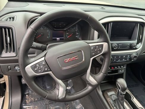 Used 2022 GMC Canyon Elevation w/ Elevation Premium Package image 10