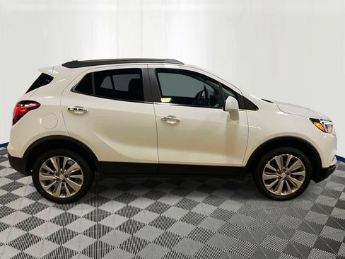 Used 2020 Buick Encore Preferred w/ Safety Package FWD image 5