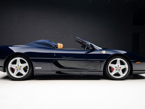 Used 1998 Ferrari F355 Spider RWD image 39
