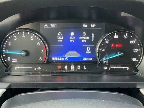 Used 2021 Ford Explorer XLT w/ Equipment Group 202A image 29