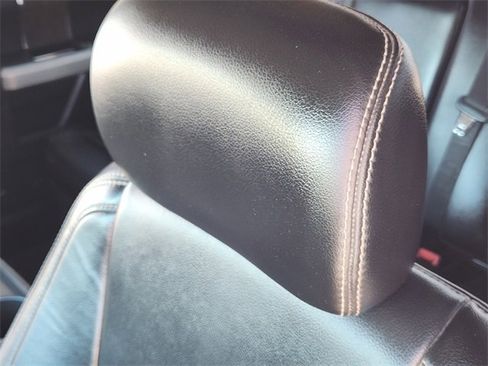 Used 2020 Ford F250 Lariat w/ Chrome Package image 15