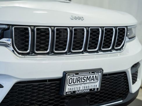 New 2026 Jeep Grand Cherokee Laredo X AWD/4WD image 12