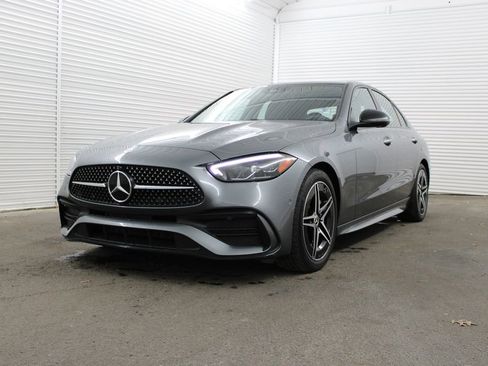 Used 2024 Mercedes-Benz C 300 Sedan image 4