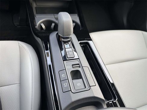 New 2026 Toyota Prius XLE image 7