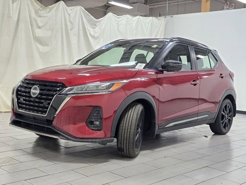 Used 2024 Nissan Kicks SR w/ SR Premium Package image 10