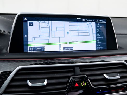 Certified 2022 BMW 750i xDrive w/ Executive Package image 27