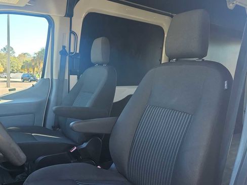 Used 2018 Ford Transit 250 148 High Roof image 13