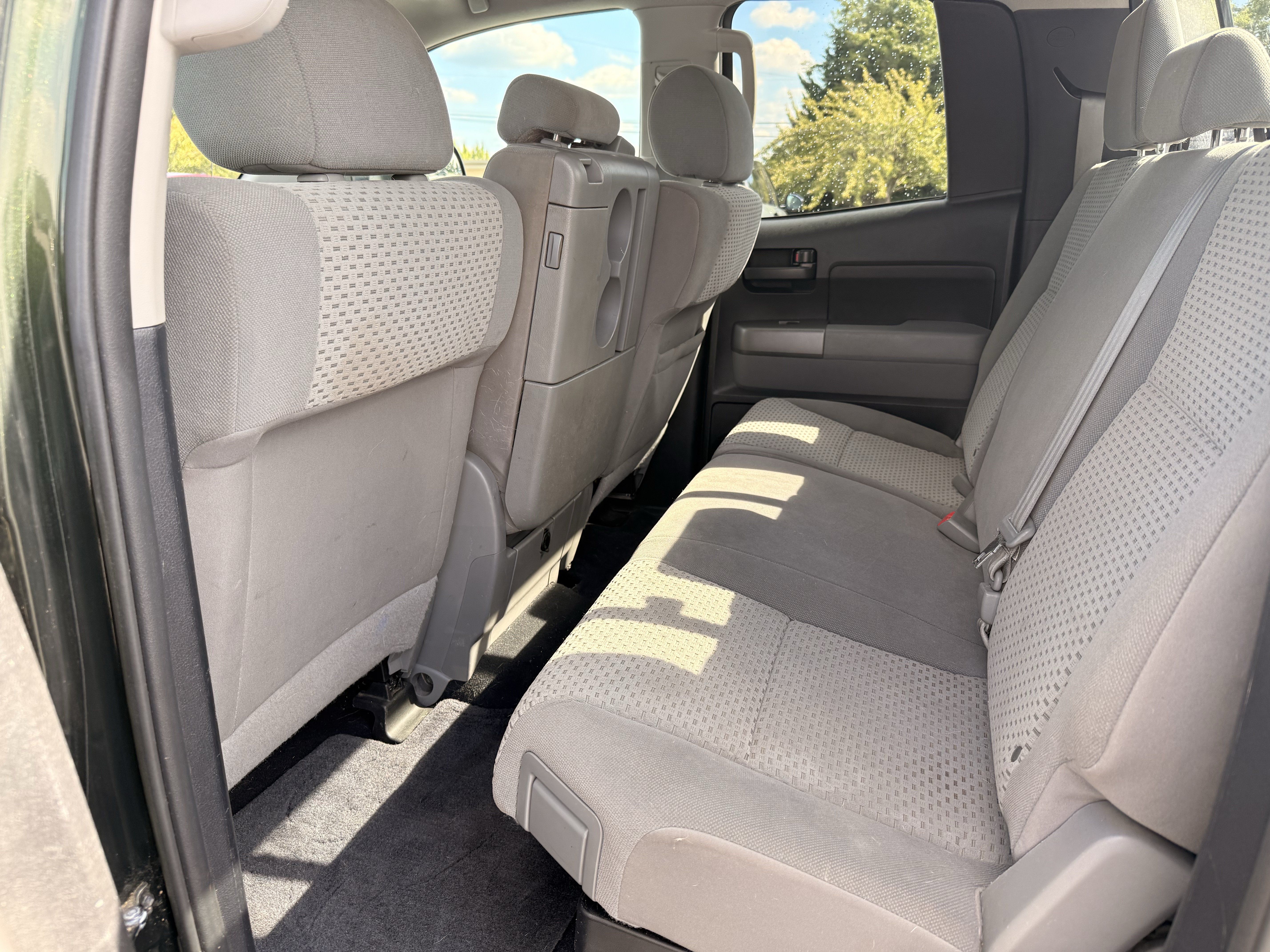 Used 2012 Toyota Tundra 4x4 Double Cab w/ Tow Pkg image 8
