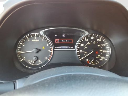 Used 2016 Nissan Pathfinder Platinum FWD image 37