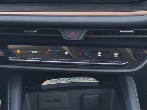 New 2025 Buick Envision Sport Touring image 15