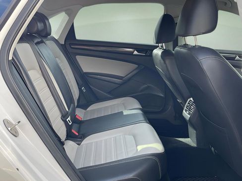 Used 2015 Volkswagen Passat 1.8T Sport image 20