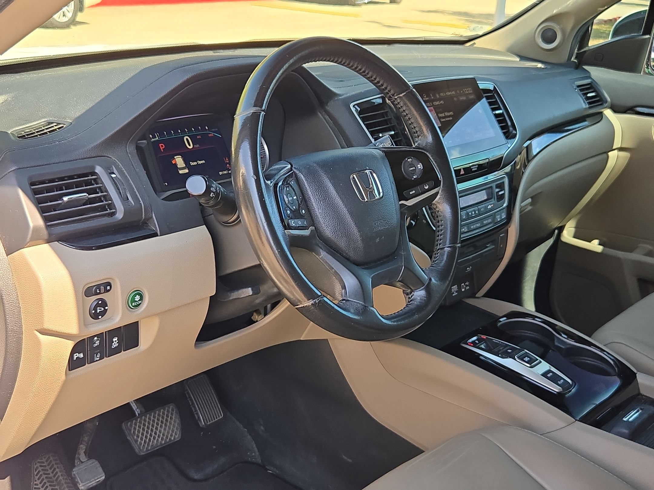 Used 2021 Honda Pilot Touring image 13