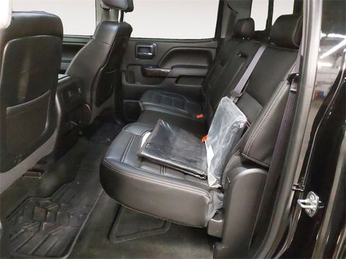Used 2015 GMC Sierra 2500 Denali image 13