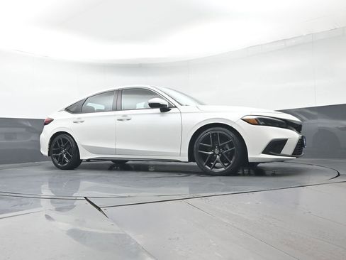 Certified 2022 Honda Civic Sport Touring image 40