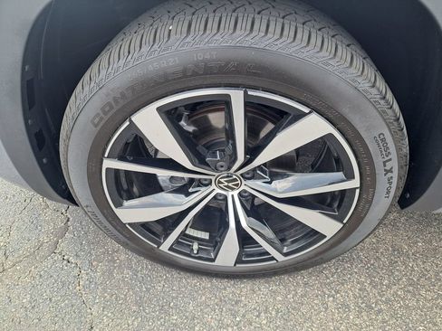 Used 2026 Volkswagen Atlas SEL Premium R-Line AWD/4WD image 40