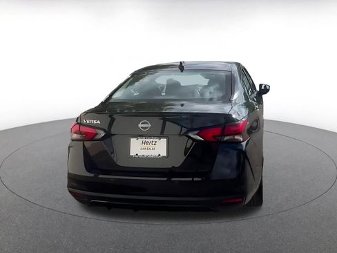 Used 2025 Nissan Versa SV FWD image 12
