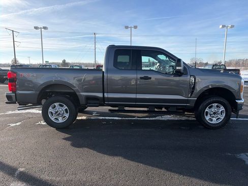 Used 2026 Ford F250 XLT w/ 360-Degree Camera Package image 6