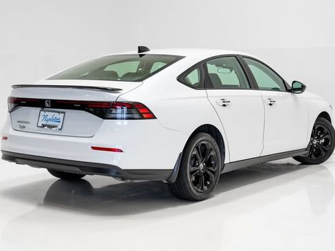 Used 2025 Honda Accord SE image 33