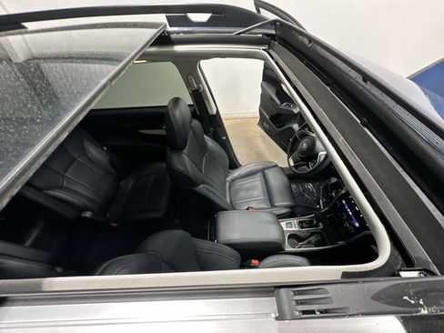 Used 2021 Subaru Ascent Touring image 6