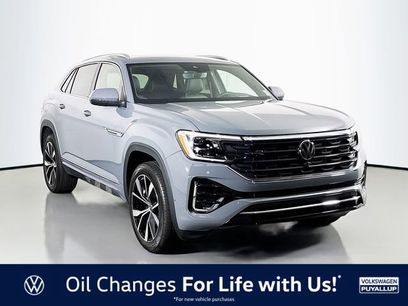 New 2025 Volkswagen Atlas Cross Sport SEL Premium R-Line