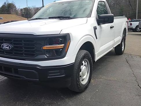 Used 2024 Ford F150 XL image 3