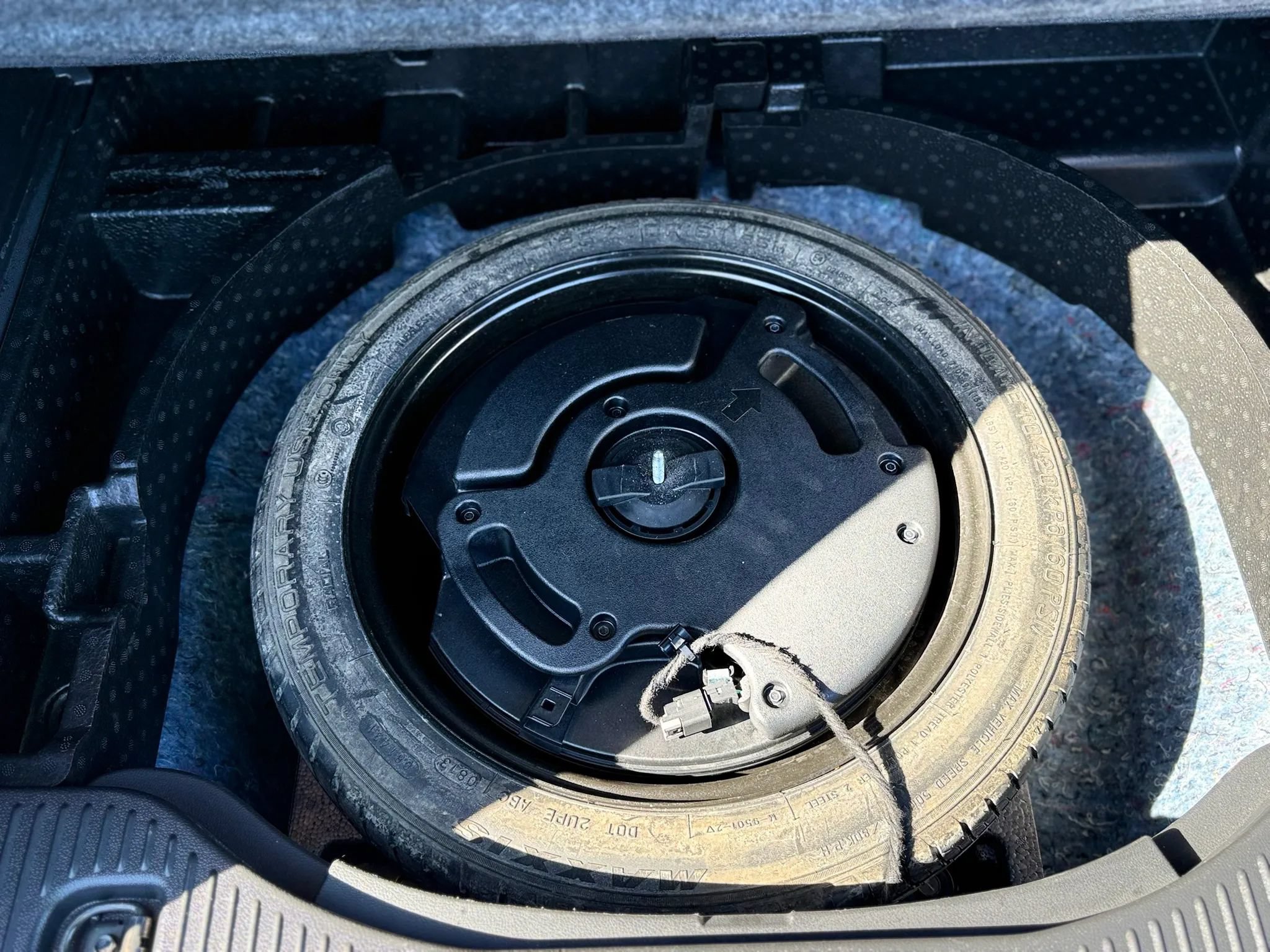 Used 2013 Buick Encore Convenience FWD image 30