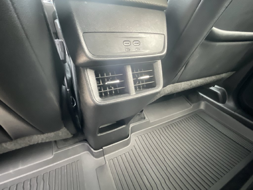 Used 2026 Chevrolet Equinox LT w/ Convenience Package II FWD image 21