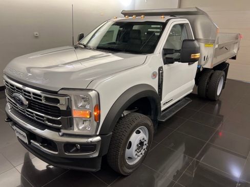 New 2025 Ford F550 XL image 3