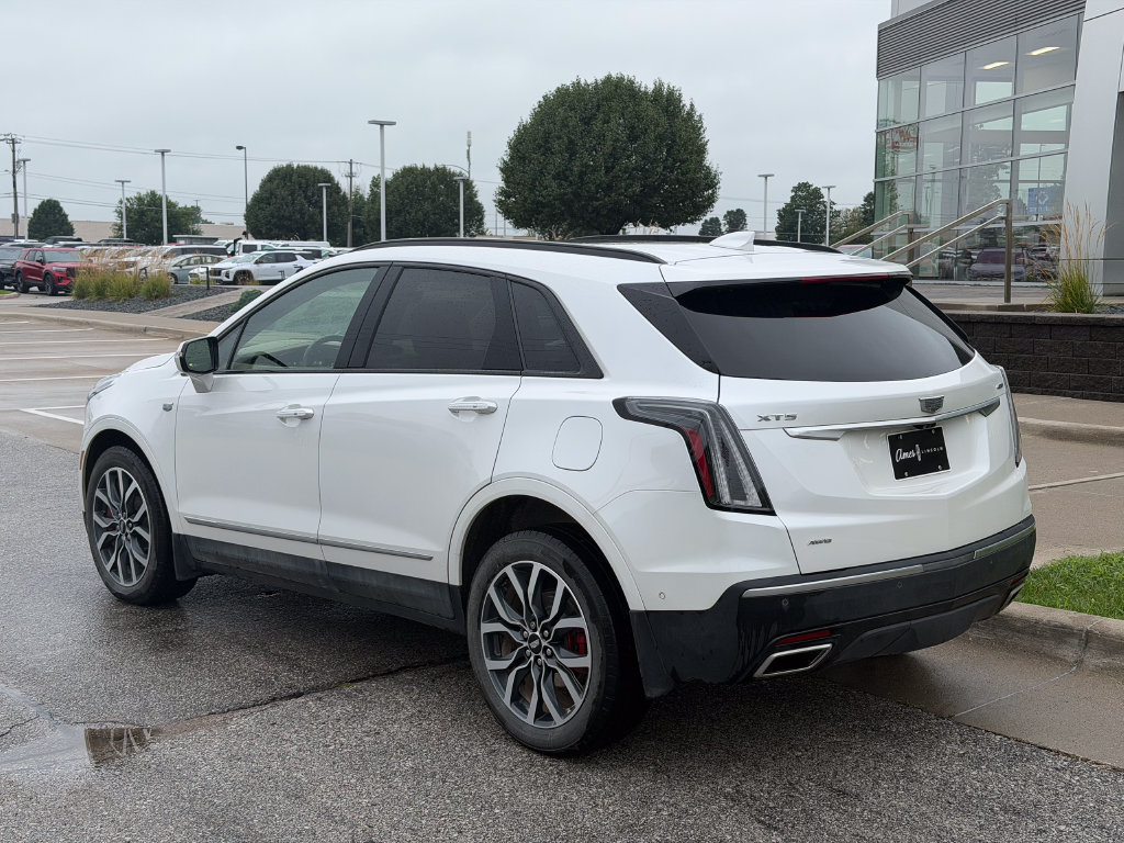 Used 2024 Cadillac XT5 Sportv w/ Platinum Package AWD/4WD image 4
