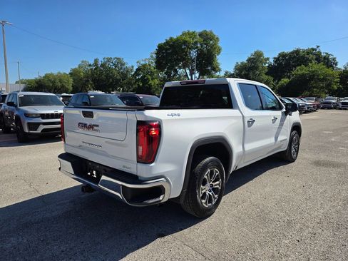 Used 2025 GMC Sierra 1500 SLT AWD/4WD image 12