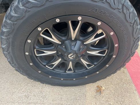 Used 2014 Ford F150 Lariat w/ Equipment Group 502A Luxury image 12