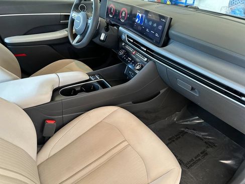Used 2024 Hyundai Sonata SEL FWD image 14