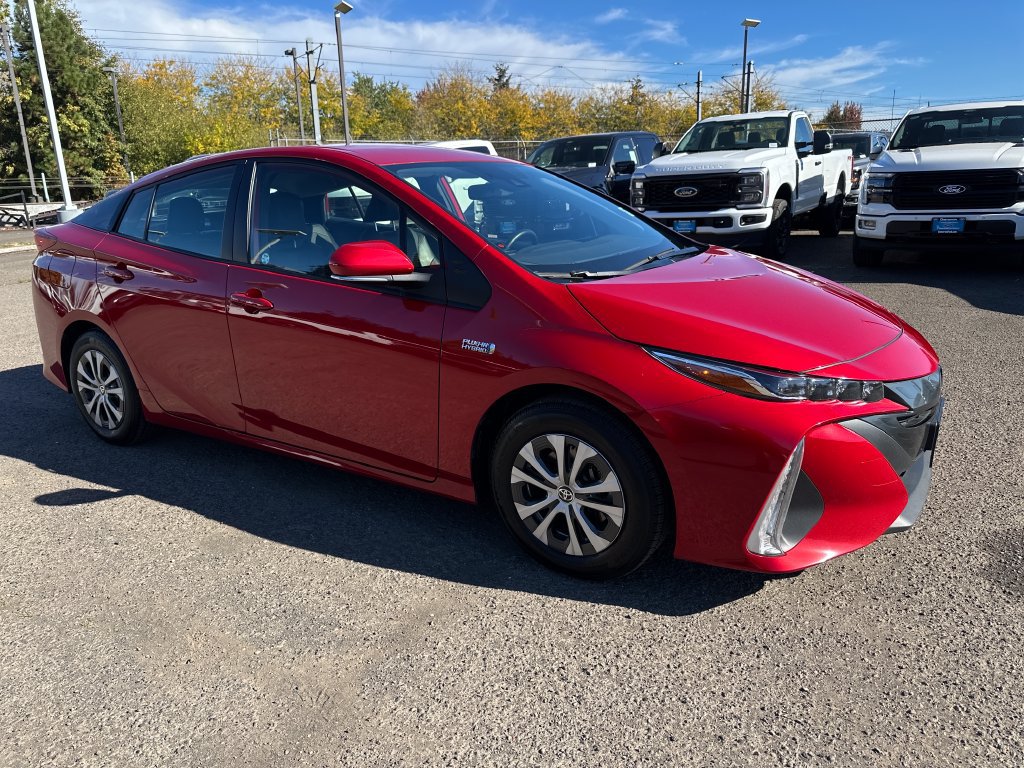 Used 2021 Toyota Prius Prime XLE FWD image 8