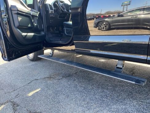 Used 2020 Ford F150 Lariat w/ Equipment Group 502A Luxury image 9