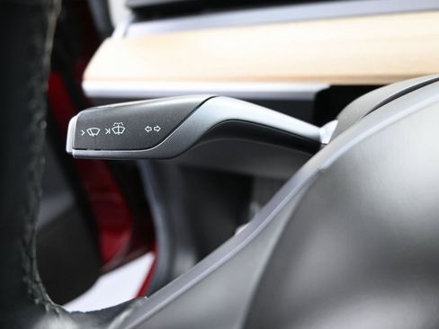 Used 2018 Tesla Model 3 Long Range image 15