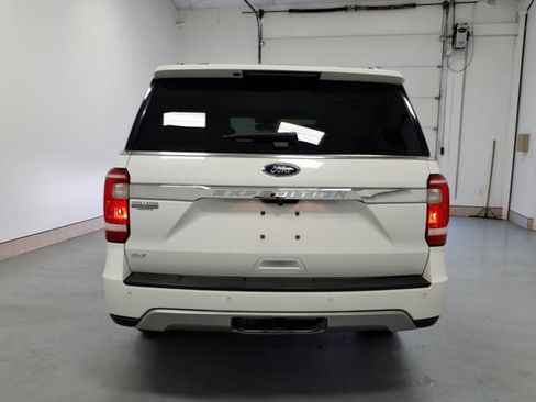Used 2020 Ford Expedition XLT w/ Equipment Group 202A RWD image 4