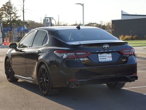 Used 2023 Toyota Camry XSE image 17