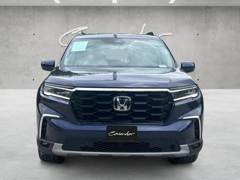 Used 2025 Honda Pilot Touring image 21