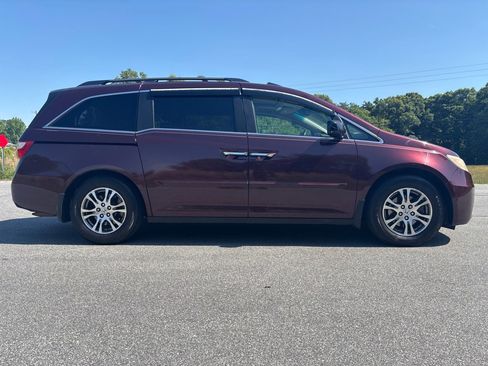 Used 2011 Honda Odyssey EX-L image 3