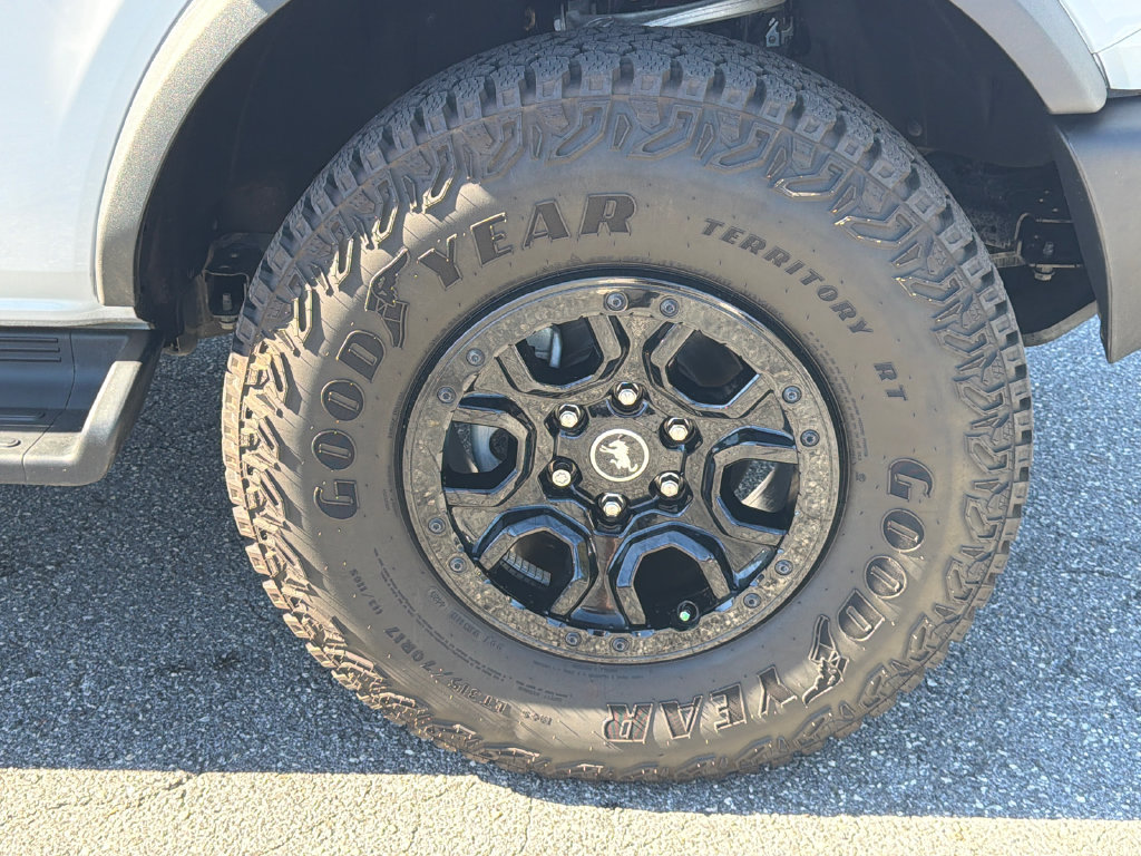 Used 2025 Ford Bronco Outer Banks w/ Sasquatch Package AWD/4WD image 12