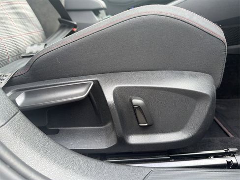 Used 2023 Volkswagen GTI S image 17