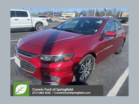Used 2018 Chevrolet Malibu LT image 1