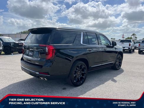 Used 2025 GMC Yukon Denali Ultimate AWD/4WD image 7