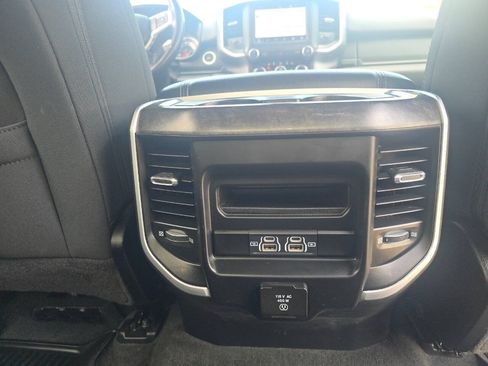 Used 2022 RAM 1500 Big Horn AWD/4WD image 60