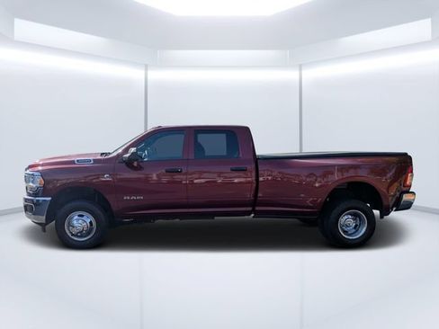 Used 2022 RAM 3500 Tradesman AWD/4WD image 6