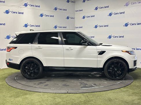 Used 2020 Land Rover Range Rover Sport HSE image 3