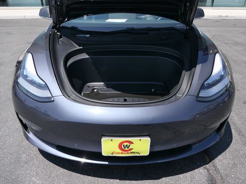 Used 2018 Tesla Model 3 Long Range RWD image 28